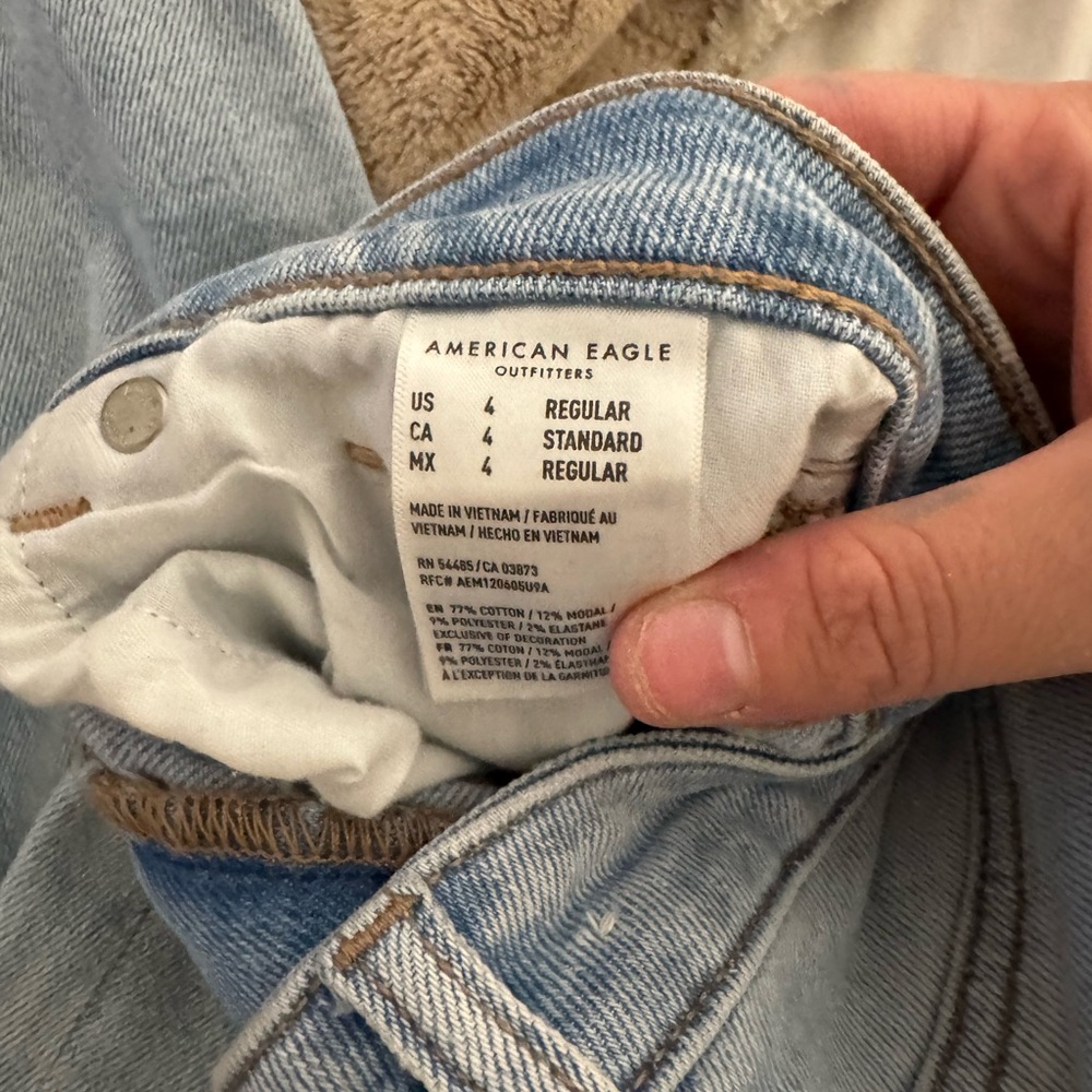 AE High Rise Jeans - Picture 7 of 7